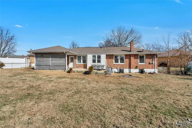 $285,000 | 9955 Box Elder Court, St. Louis, MO 63123