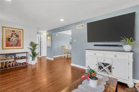 $285,000 | 9955 Box Elder Court, St. Louis, MO 63123