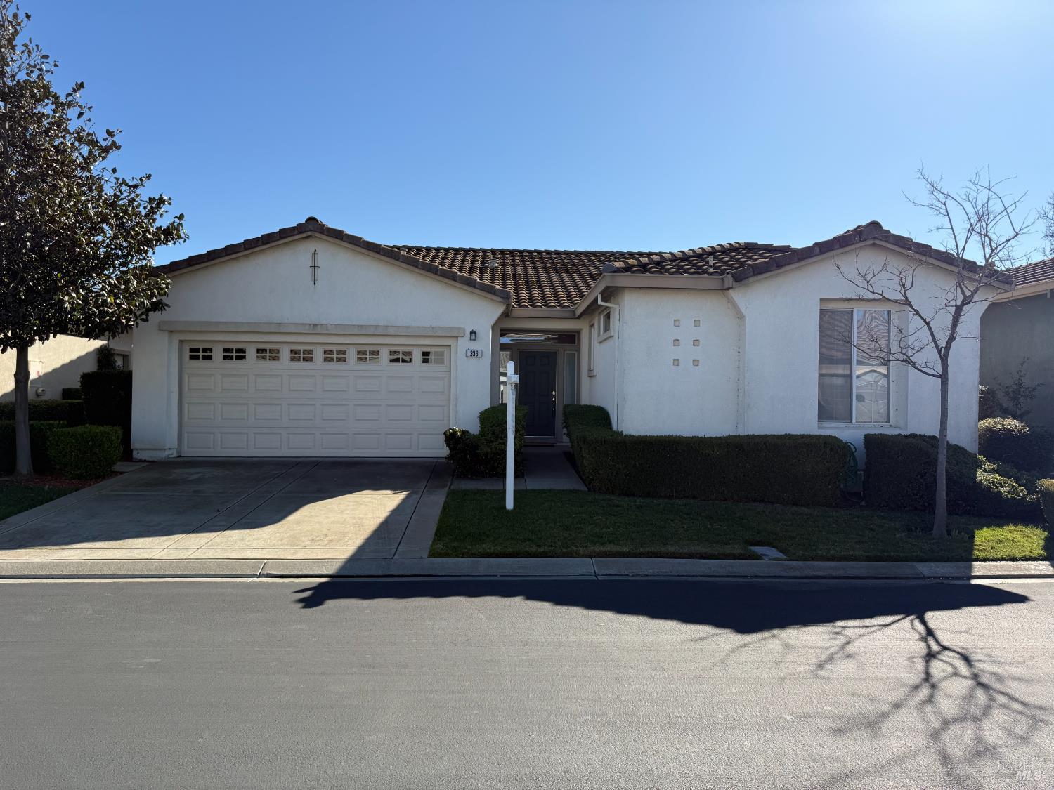 338 Gold Hills Drive Rio Vista, CA 94571 - Photo 25 of 27 a front view of a house with garage