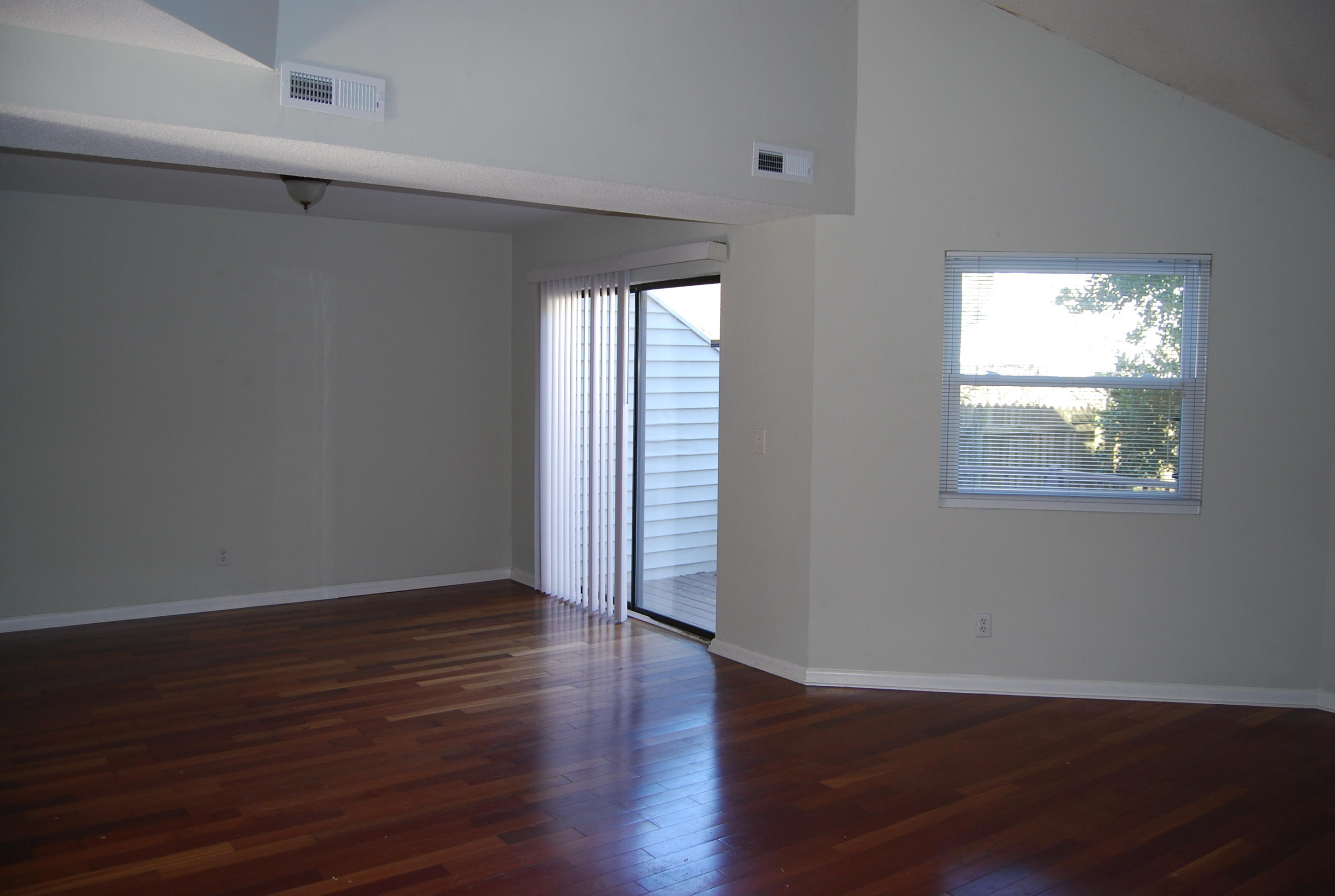 1288 Hampshire Road Charleston, SC 29412 - Photo 7 of 22 DSC_2863