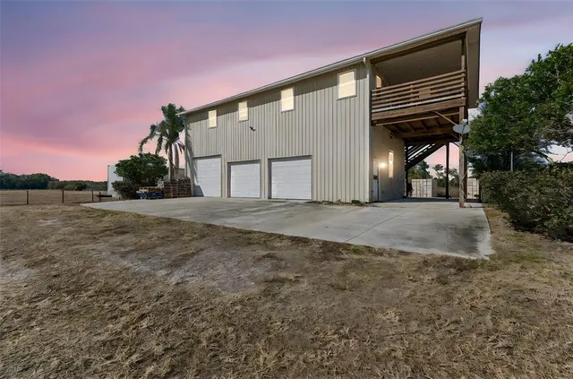 $459,000 | 4026 McIntosh Estates Lane, Plant City, FL 33565