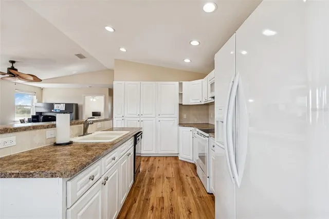 $459,000 | 4026 McIntosh Estates Lane, Plant City, FL 33565