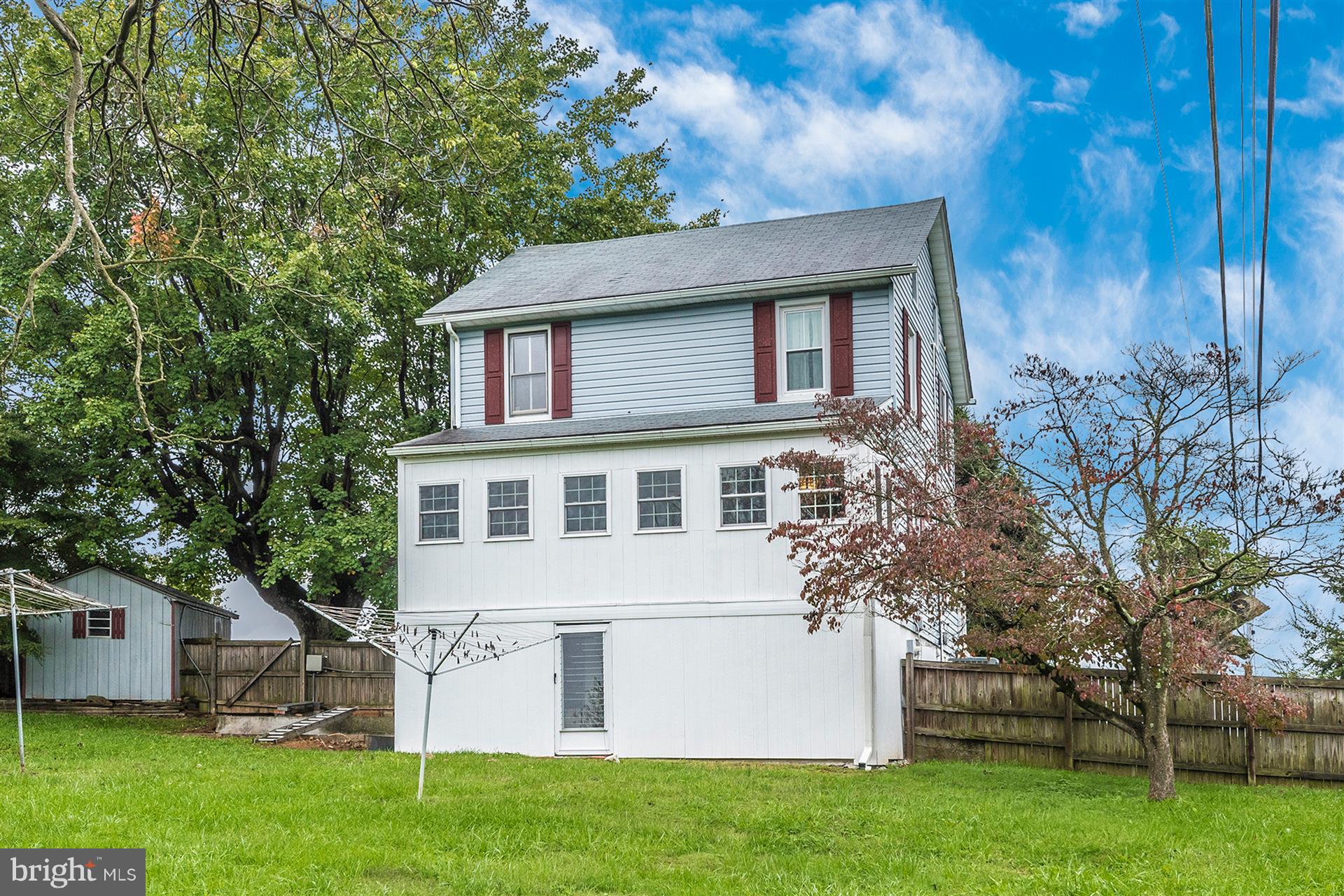 2336 Mt Ventus Road Manchester, MD 21102 - Photo 5 of 27 Exterior (Rear)