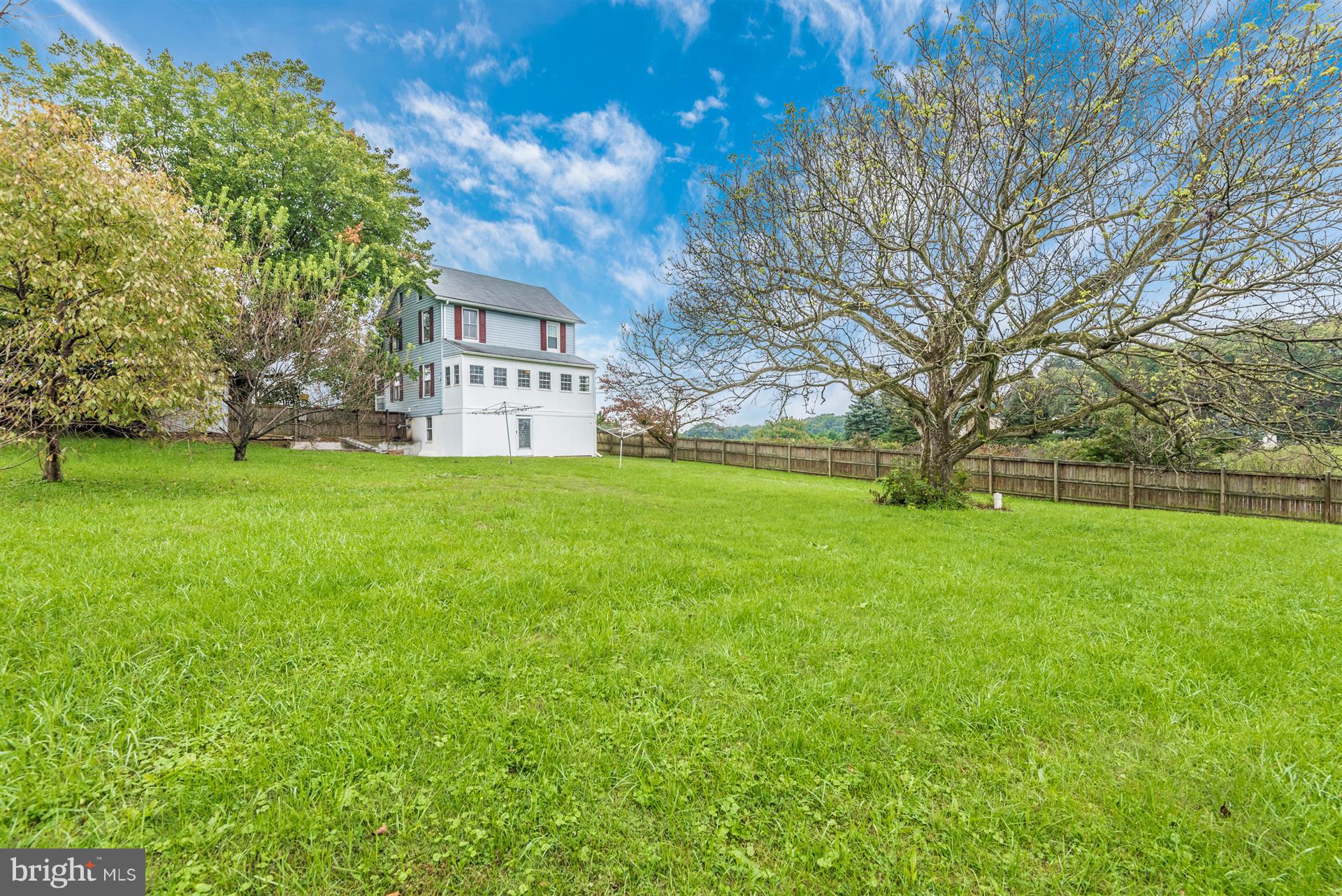 2336 Mt Ventus Road Manchester, MD 21102 - Photo 6 of 27 Exterior (Rear)