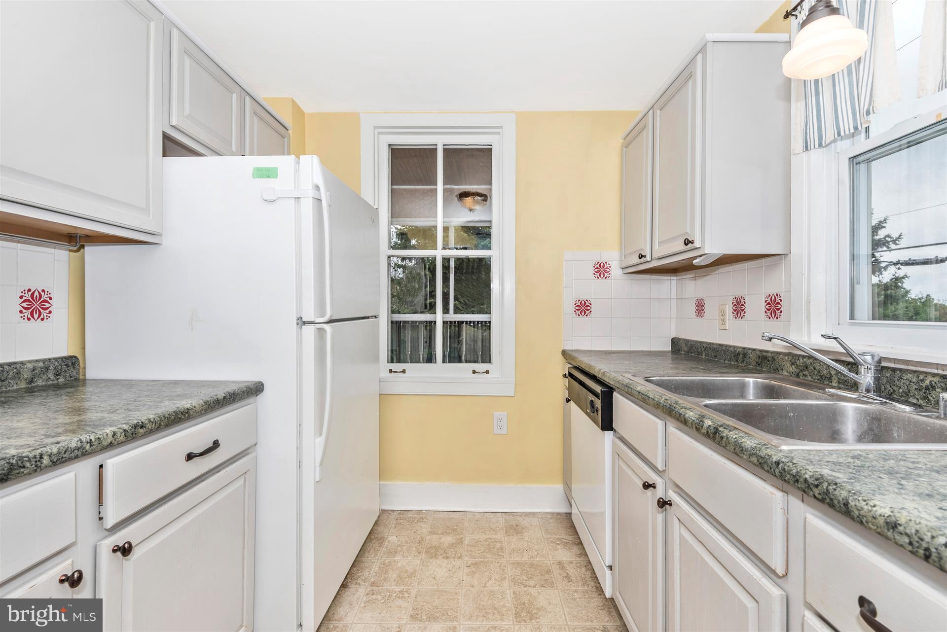 2336 Mt Ventus Road Manchester, MD 21102 - Photo 7 of 27 Kitchen