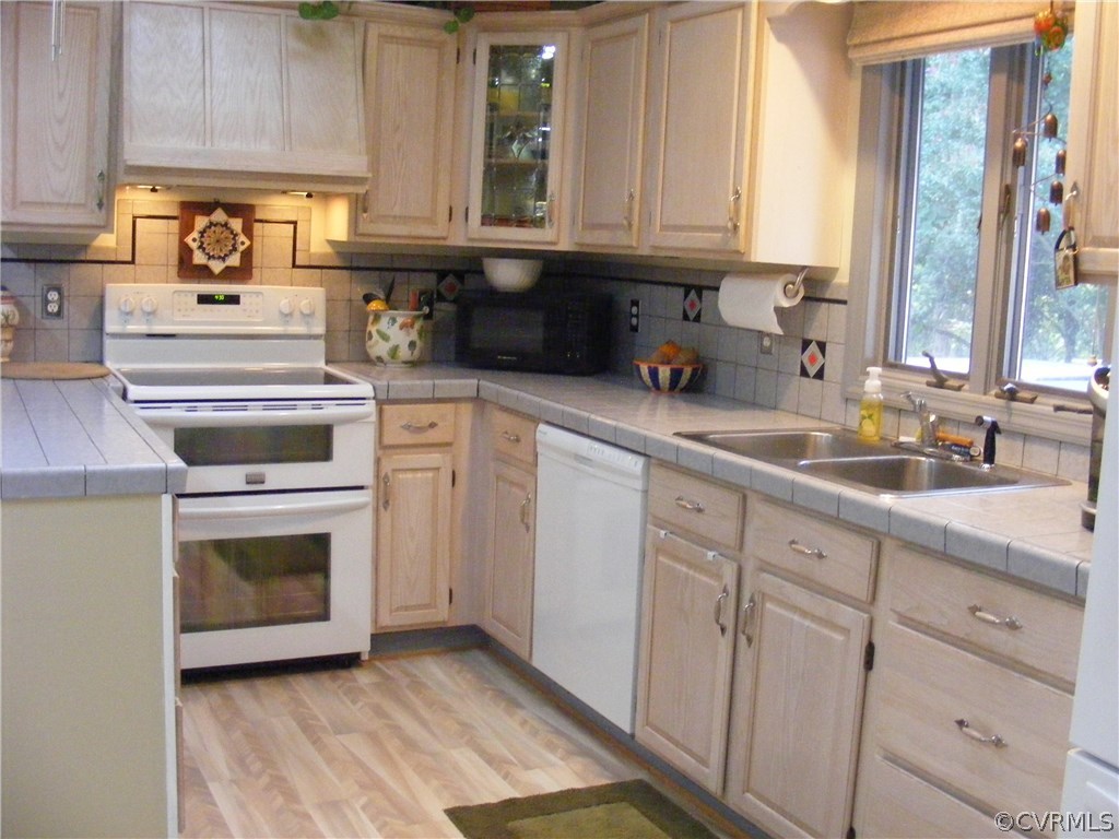 2720 Clintwood Road Midlothian, VA 23112 - Photo 3 of 21 Gallery Image 3