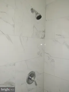 $1,250 | 356 East Walnut Lane, Unit 3, Philadelphia, PA 19144