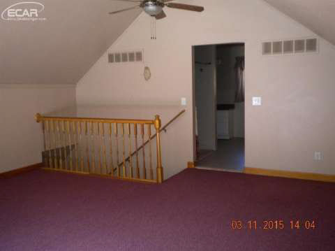 9327 Hubbard Road Davison, MI 48423 - Photo 17 of 29 20432235-16.JPG