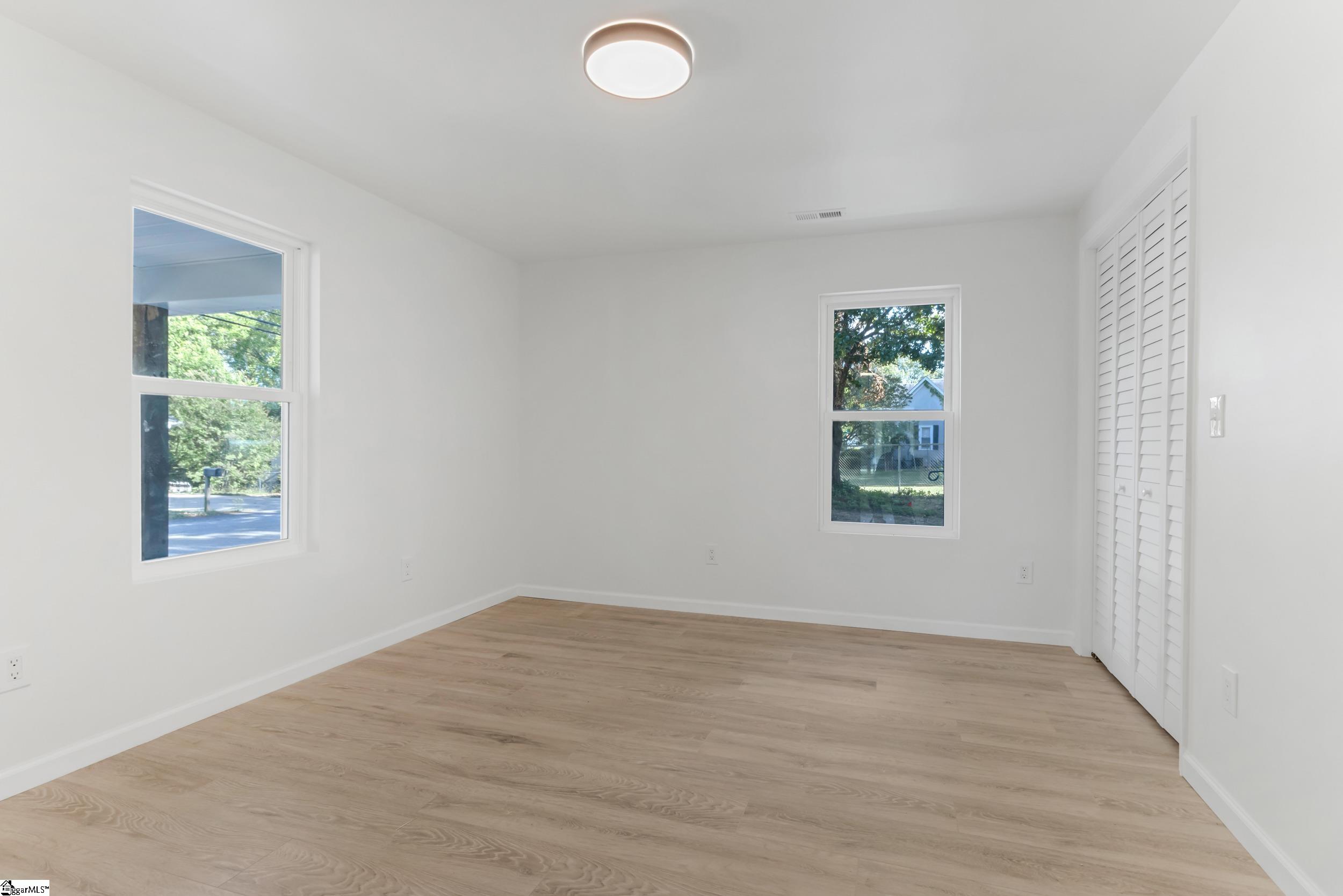 137 Forest Street Greer, SC 29650 - Photo 27 of 49