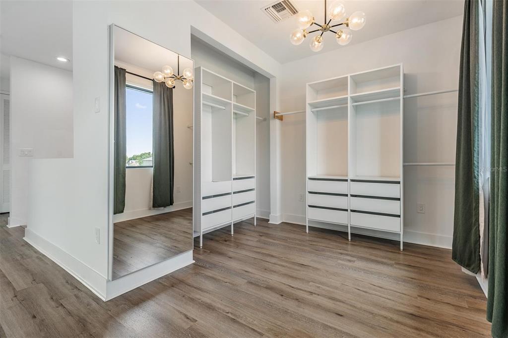 8709 Palm Ranches Place Tampa, FL 33614 - Photo 11 of 43