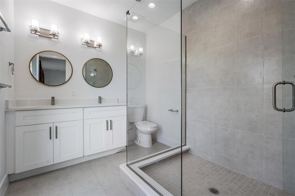 8709 Palm Ranches Place Tampa, FL 33614 - Photo 15 of 43