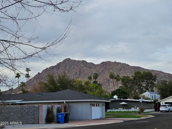 $1,900,000 | 4123 North 63rd Place, Scottsdale, AZ 85251