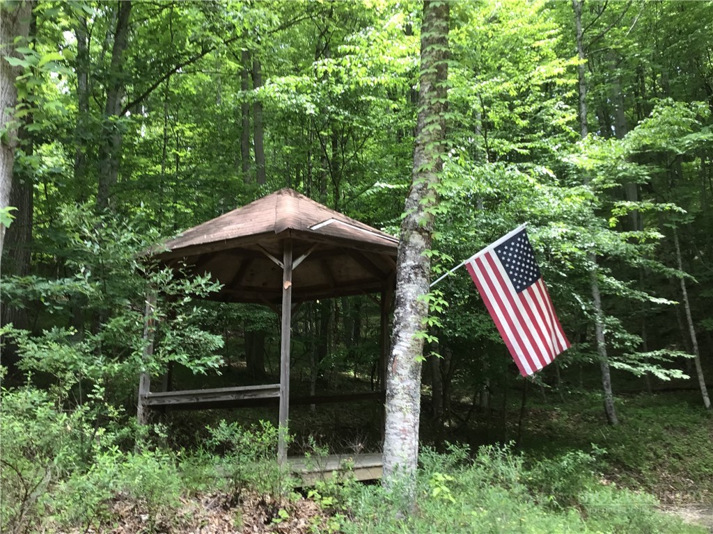 128 Hideaway Crumpler, NC 28617 - Photo 4 of 12