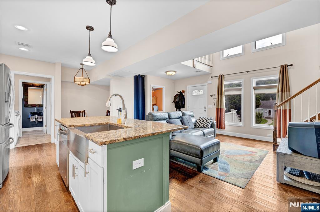 376 Riverside Avenue Rutherford, NJ 07070 - Photo 12 of 50 Gallery Image 12