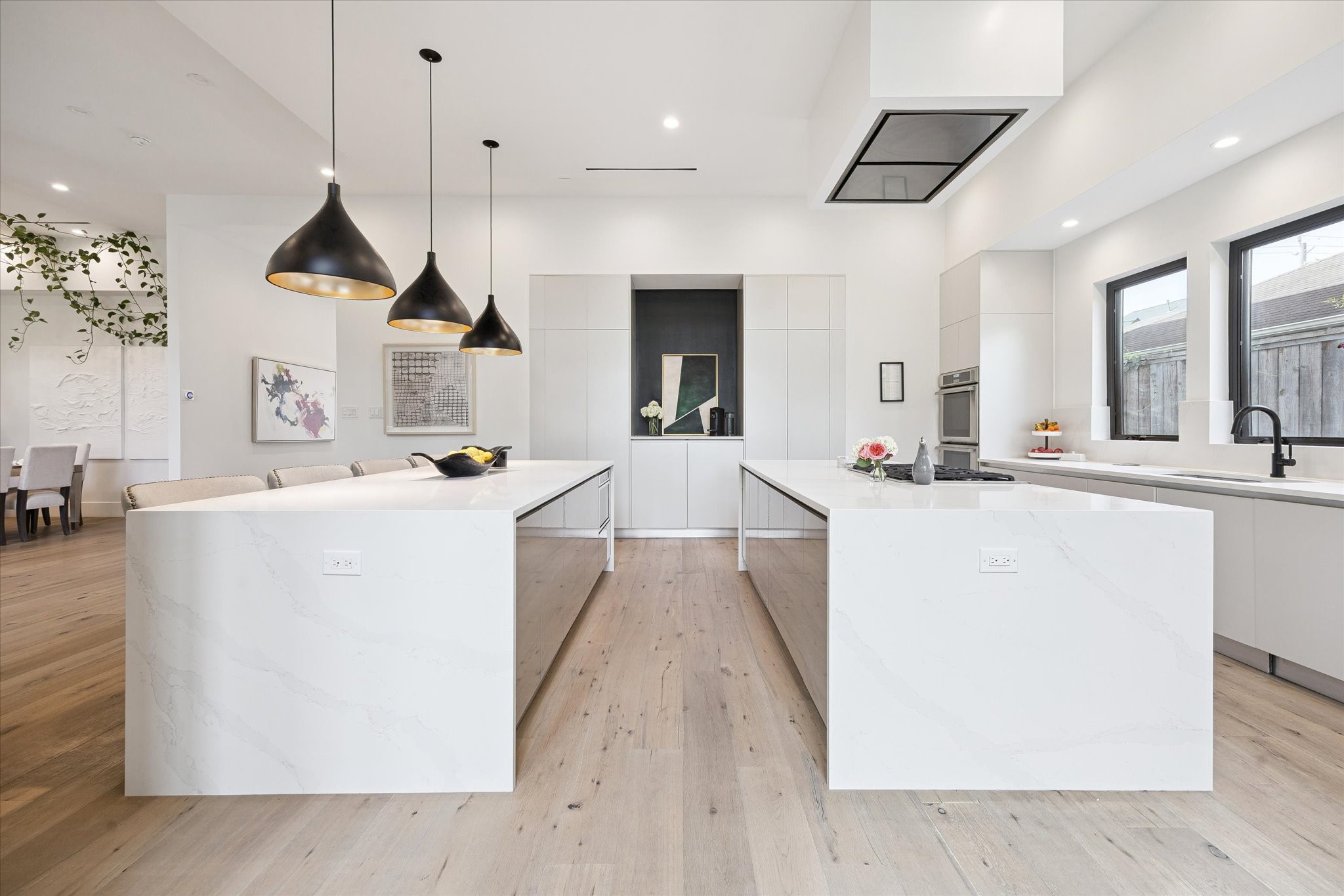 1306 Willard Street Houston, TX 77006 - Photo 4 of 13