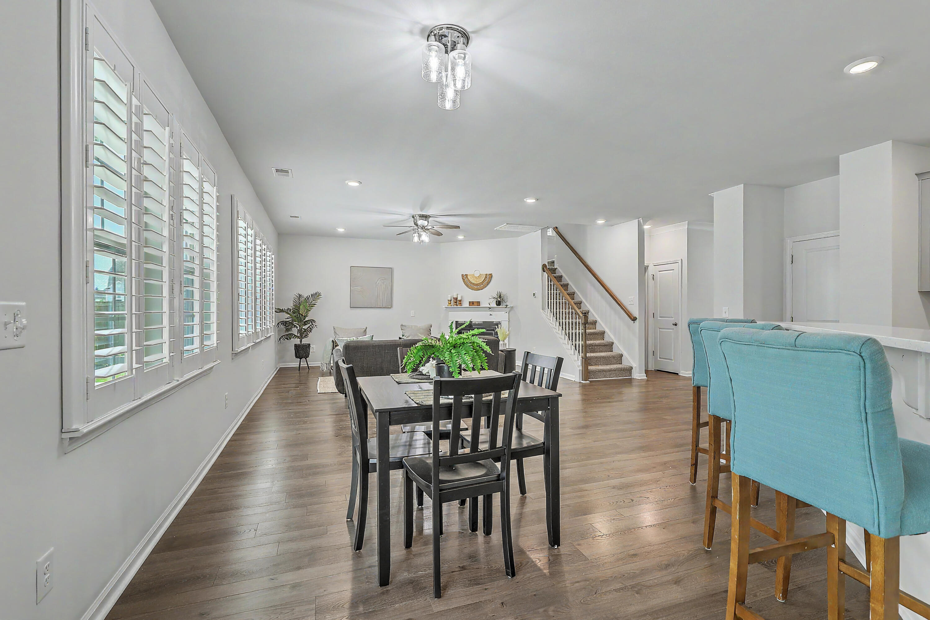 410 Spanish Wells Road Summerville, SC 29486 - Photo 20 of 54 Kitchen / Breakfast Room