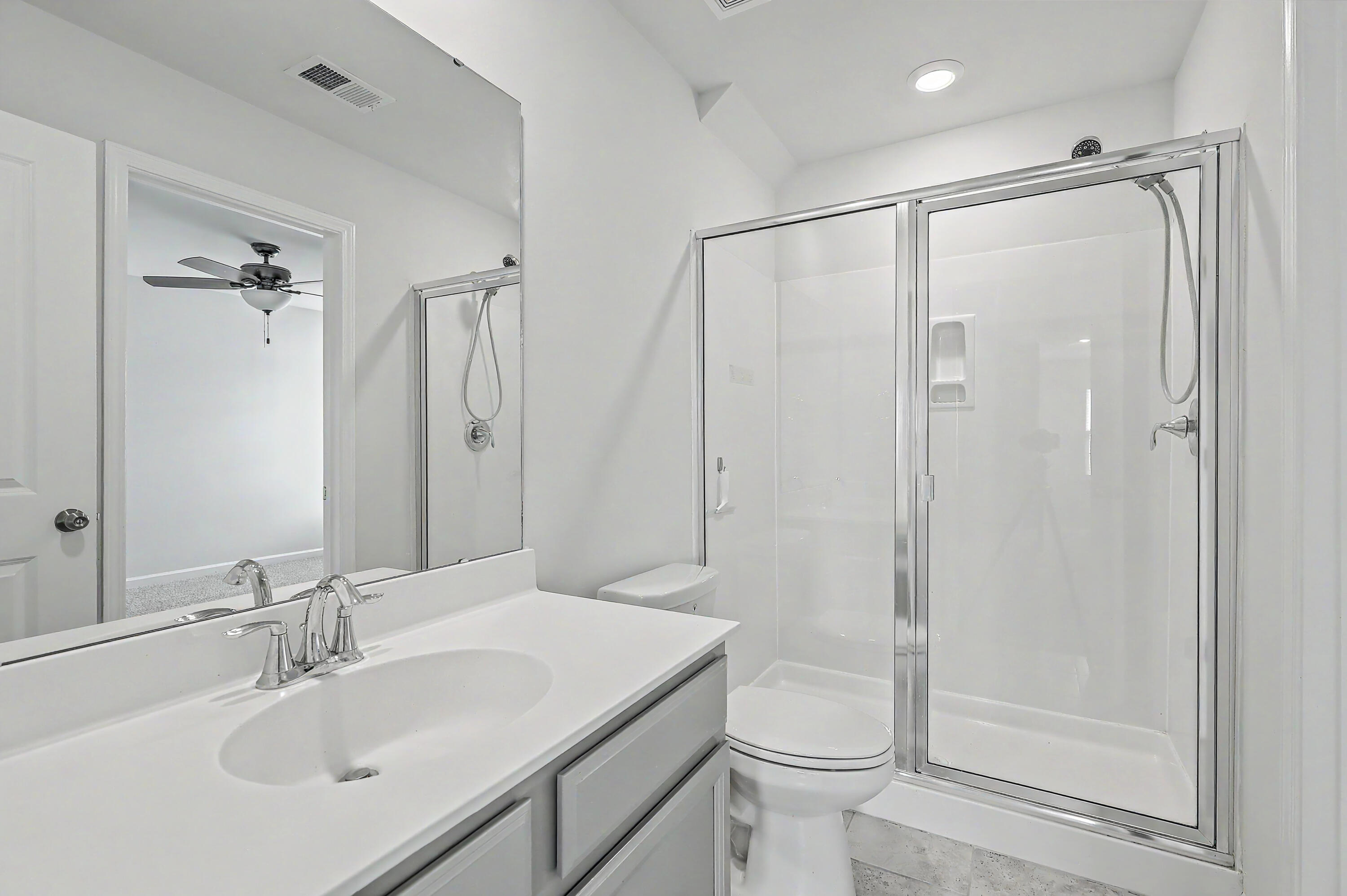 410 Spanish Wells Road Summerville, SC 29486 - Photo 48 of 54 Guest Bathroom