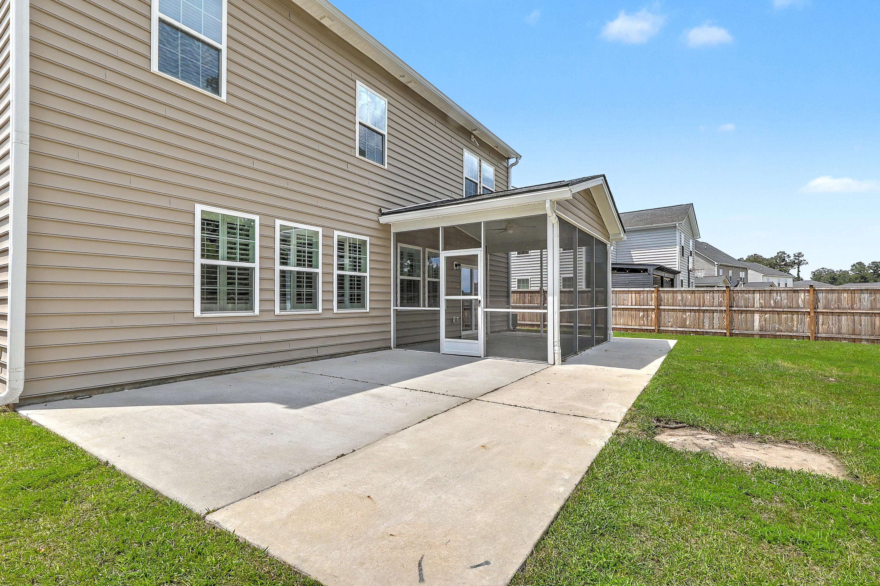 410 Spanish Wells Road Summerville, SC 29486 - Photo 50 of 54 Exterior Back X-Large Concrete Patio