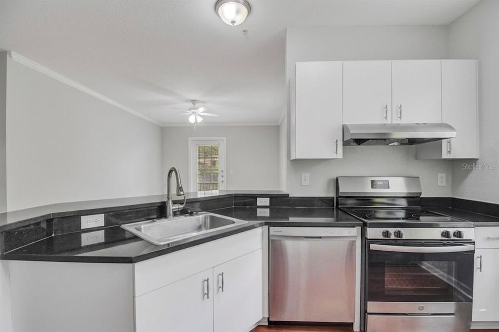 6324 Raleigh Street, Unit 702 Orlando, FL 32835 - Photo 20 of 52