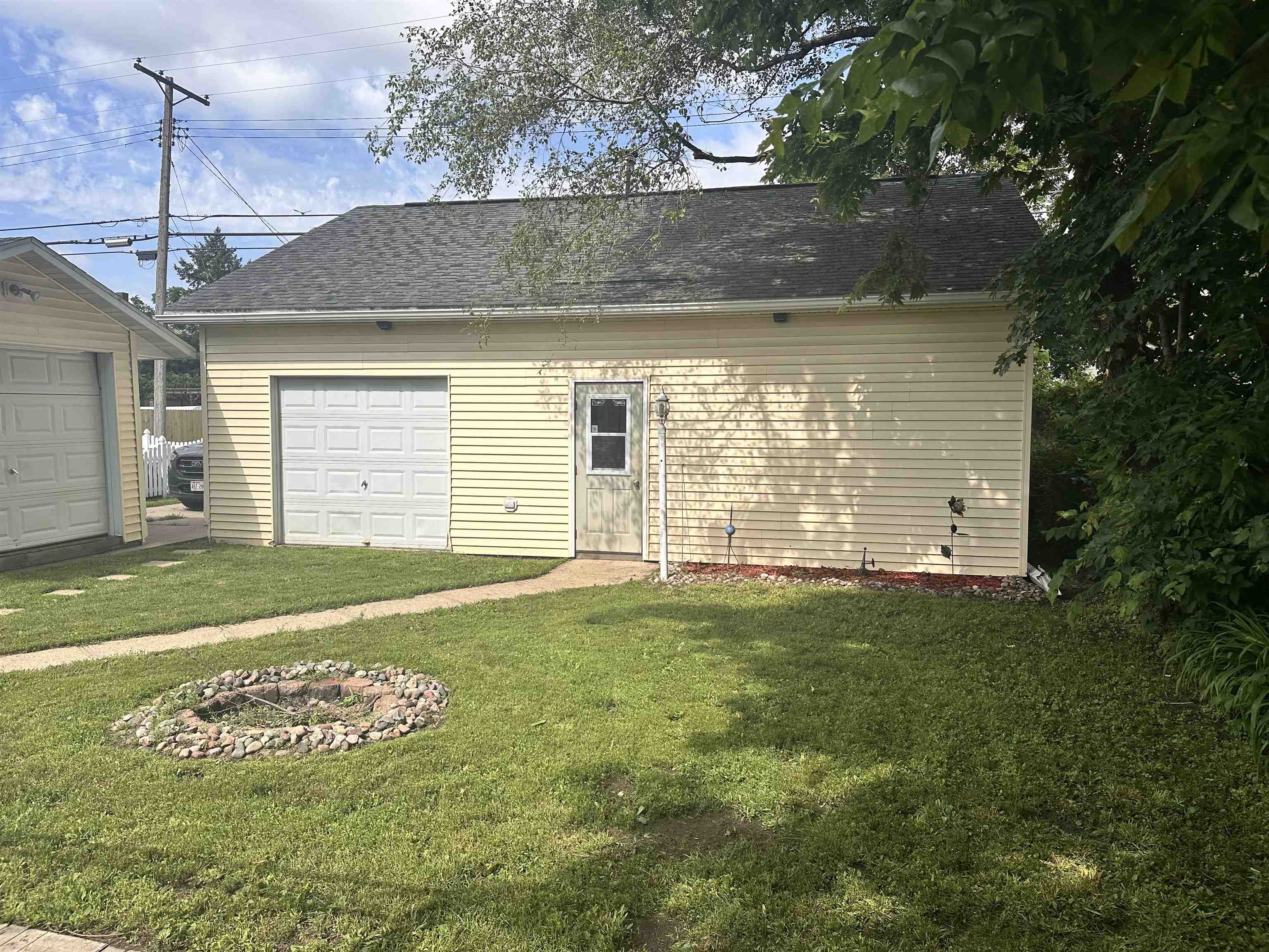 143 North Michigan Street Prairie du Chien, WI 53821 - Photo 6 of 25