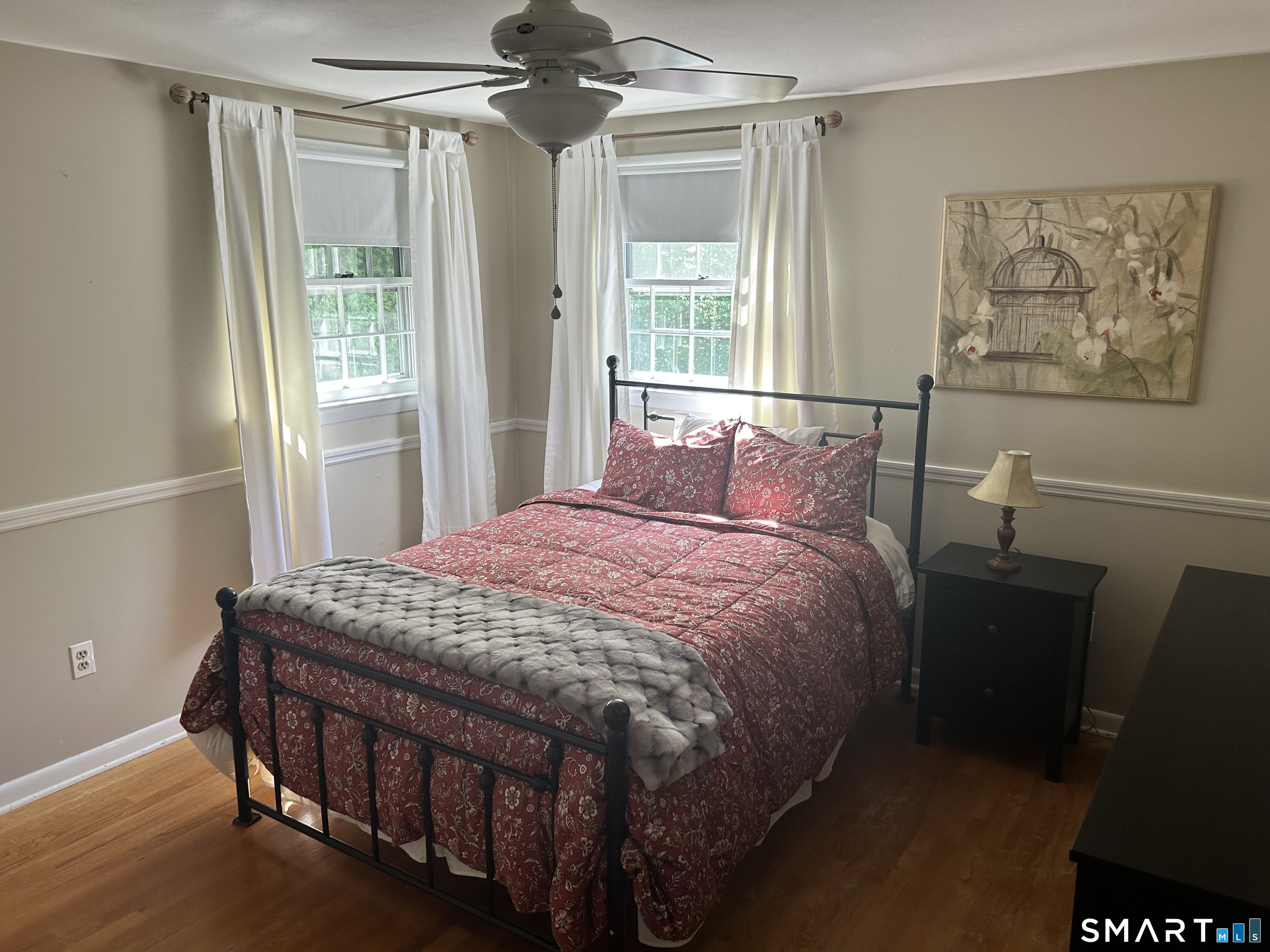 21 Parklawn Circle Waterbury, CT 06708 - Photo 5 of 13