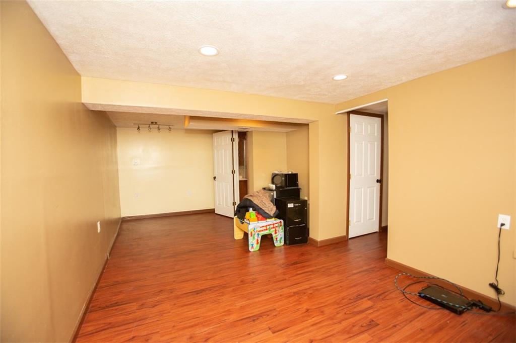 15 Kinzua Road Pittsburgh, PA 15239 - Photo 11 of 17 Gallery Image 11