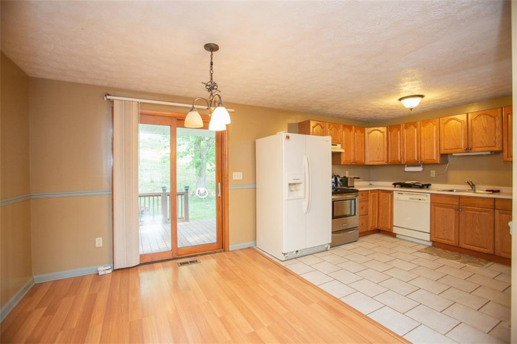 15 Kinzua Road Pittsburgh, PA 15239 - Photo 3 of 17 Gallery Image 3
