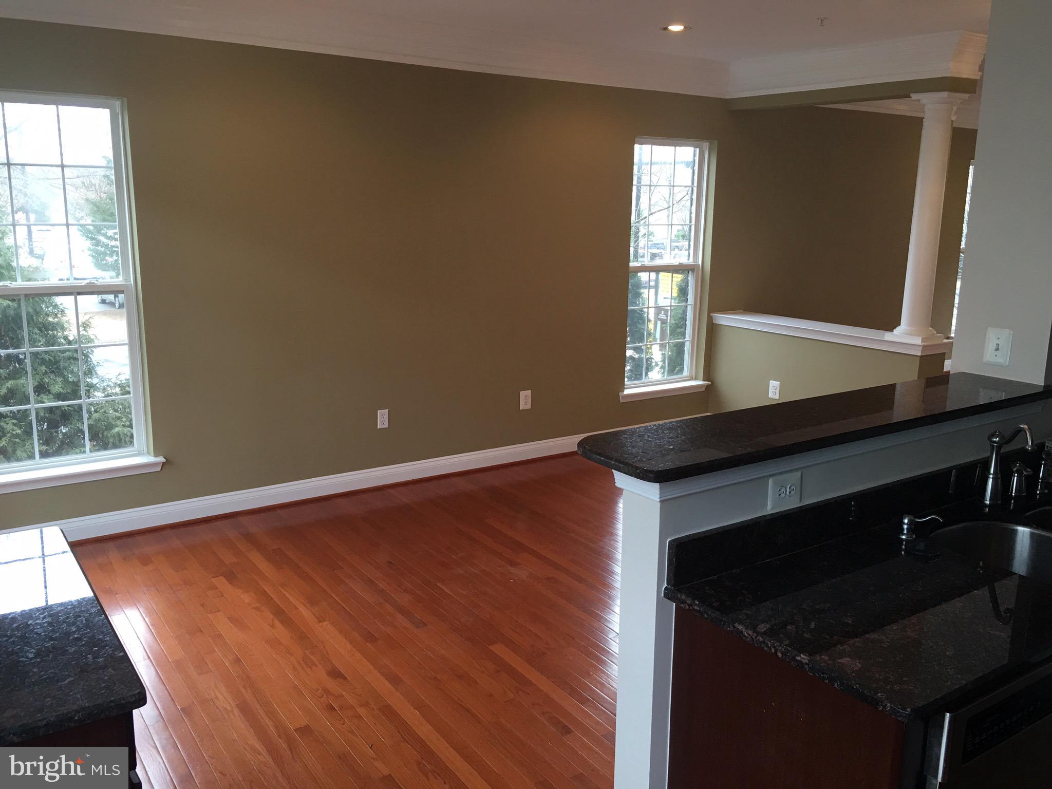 2122 Darcy Green Place Silver Spring, MD 20910 - Photo 8 of 18
