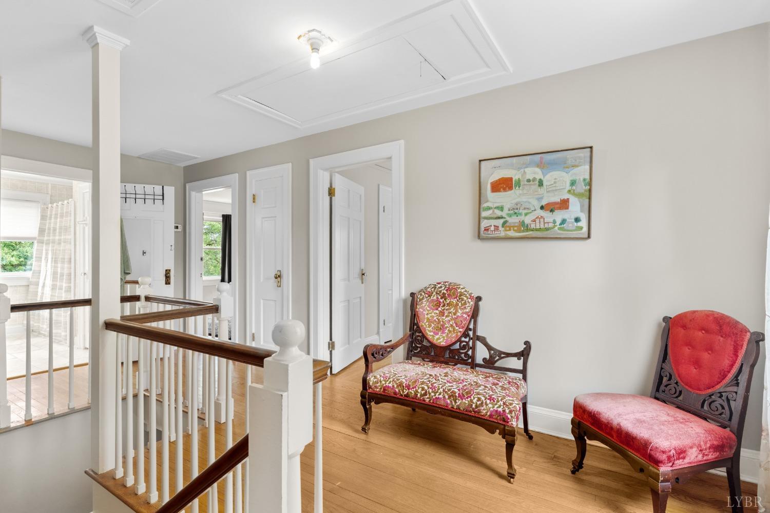 65 Phoenix Road Arrington, VA 22922 - Photo 22 of 58 a living room with furniture