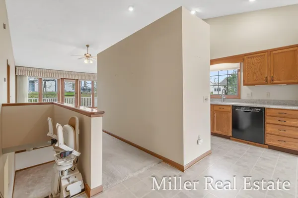 $280,000 | 703 West Woodlawn Avenue, Hastings, MI 49058