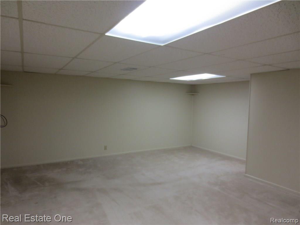 1295 Lamplighter Lane, Unit 75 Rochester Hills, MI 48306 - Photo 22 of 23