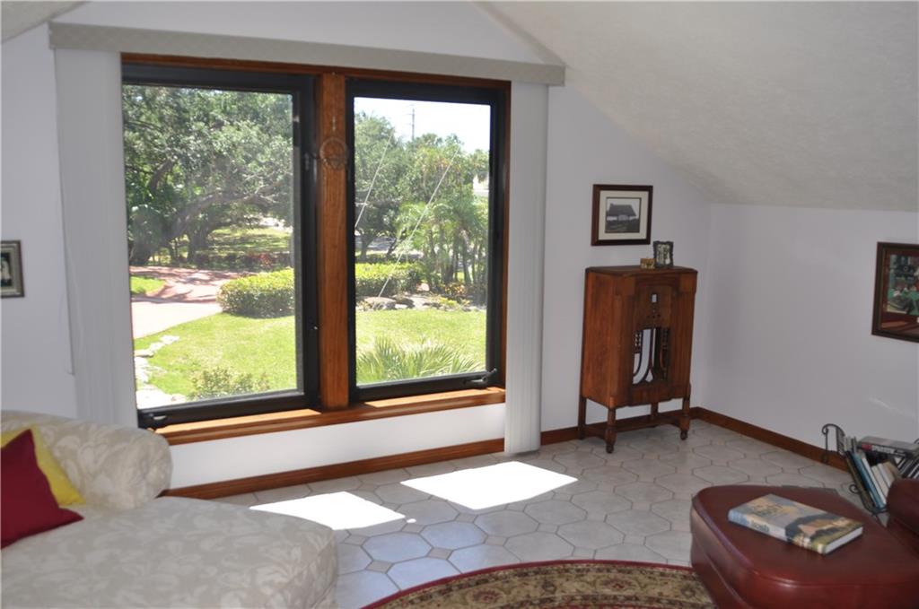 32 South Sewalls Point Road Stuart, FL 34996 - Photo 16 of 41