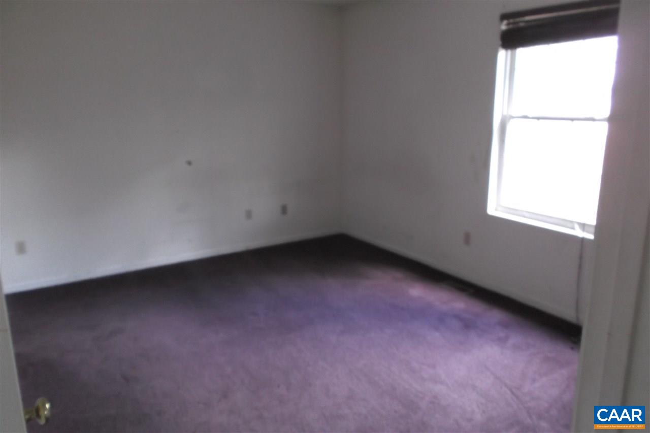 176 Old Farm Road Ruckersville, VA 22968 - Photo 6 of 7 an empty room with a window