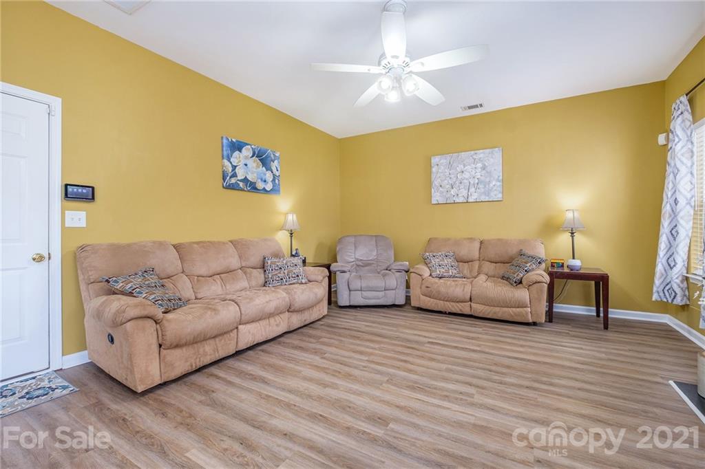 597 Dayton Road Rock Hill, SC 29732 - Photo 14 of 27 Gallery Image 14