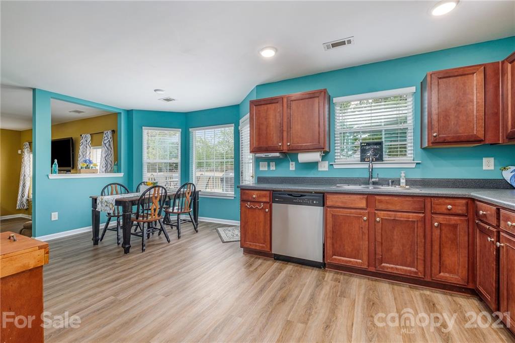 597 Dayton Road Rock Hill, SC 29732 - Photo 9 of 27 Gallery Image 9