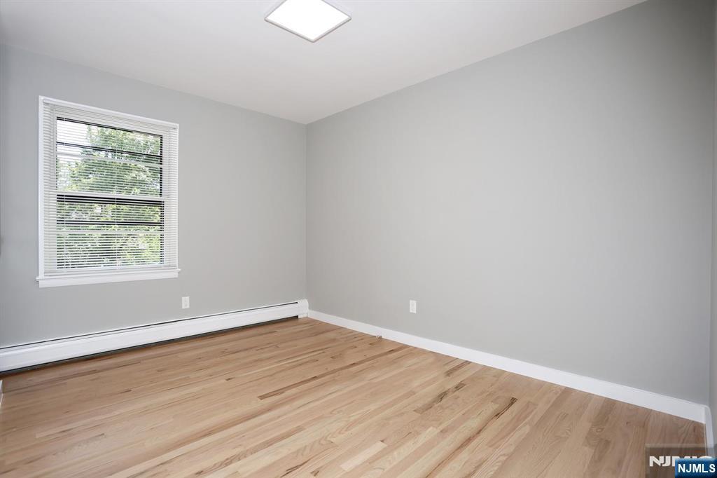 415 Goffle Road Wyckoff, NJ 07481 - Photo 24 of 25