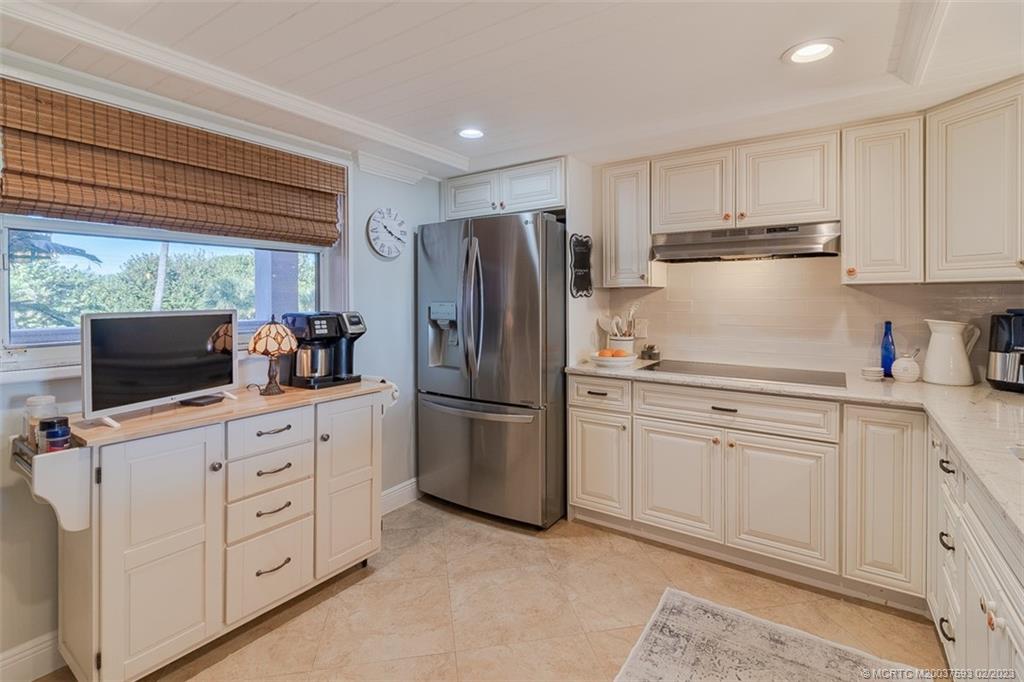 1701 Northeast Ocean Boulevard, Unit 103 Stuart, FL 34996 - Photo 11 of 46