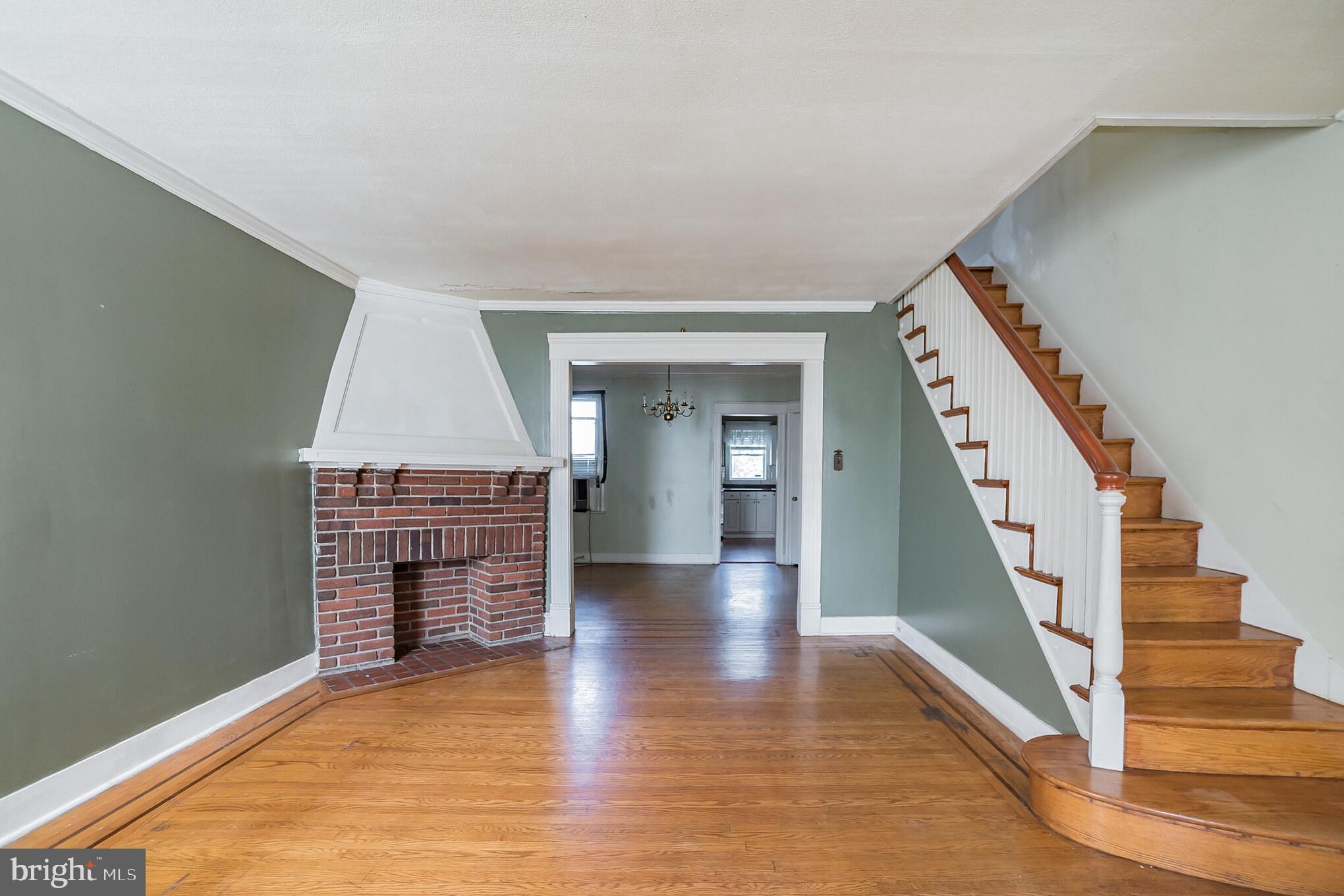 219 Kingston Road Upper Darby, PA 19082 - Photo 12 of 25