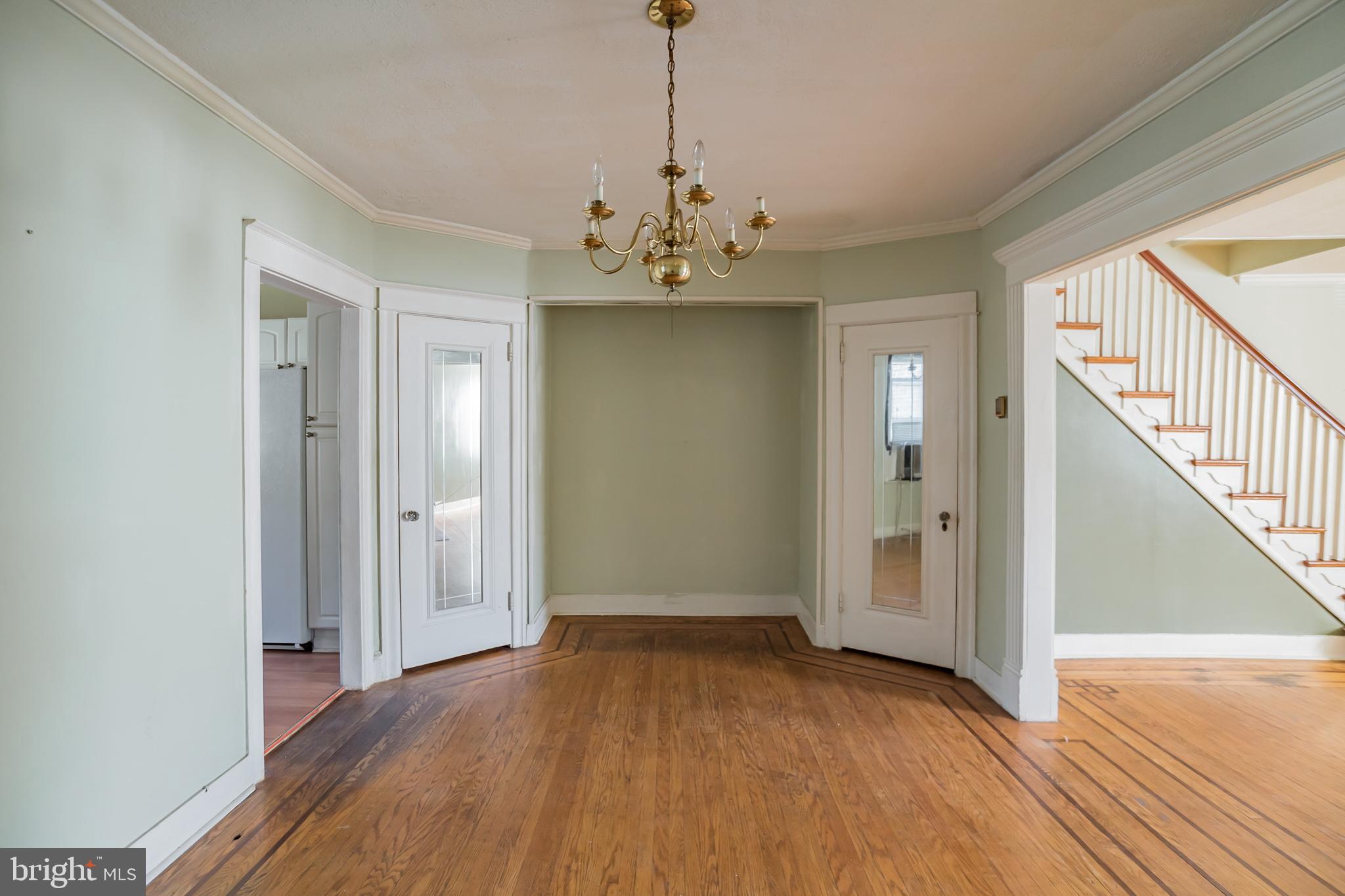 219 Kingston Road Upper Darby, PA 19082 - Photo 15 of 25