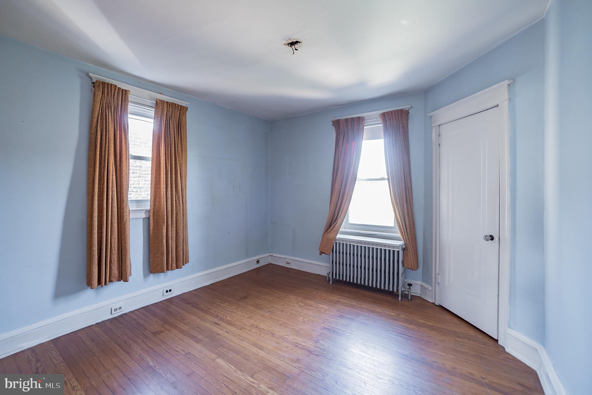 219 Kingston Road Upper Darby, PA 19082 - Photo 20 of 25