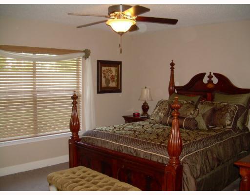 1719 Kings Row Slidell, LA 70461 - Photo 5 of 8 Gallery Image 5