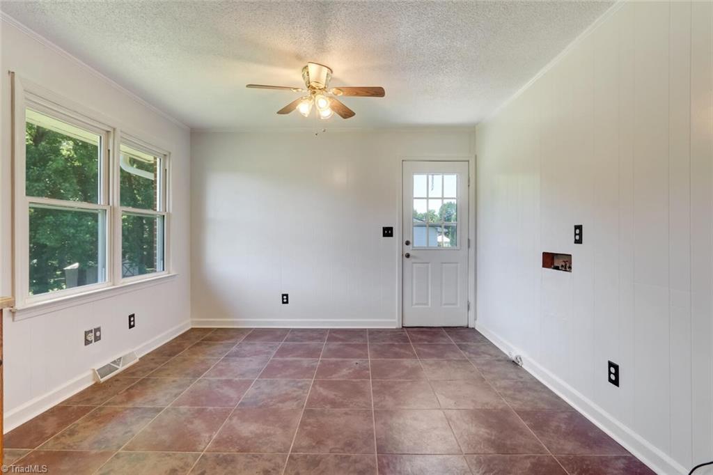 1789 Slade Road Blanch, NC 27212 - Photo 13 of 25 Gallery Image 13