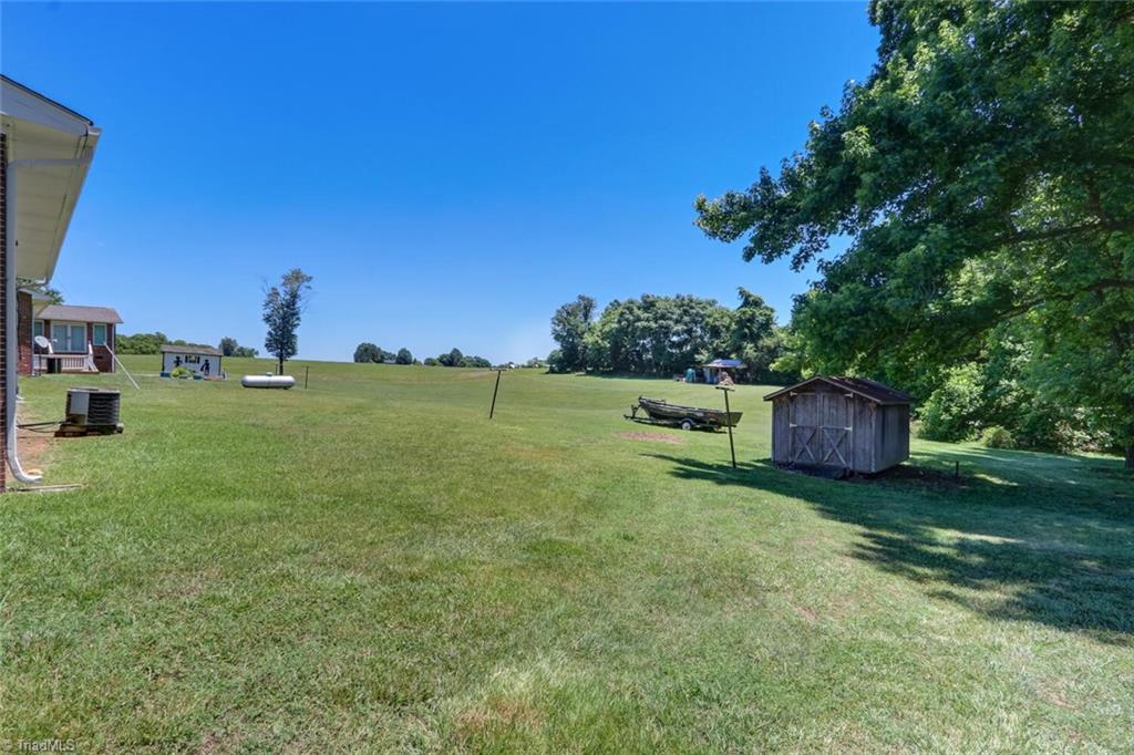 1789 Slade Road Blanch, NC 27212 - Photo 21 of 25 Gallery Image 21