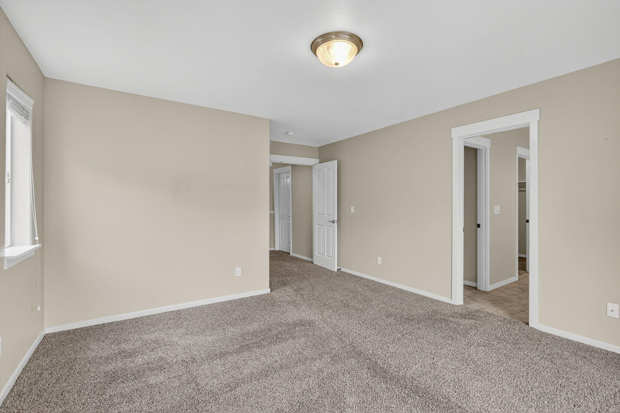 21154 Ritz Place Bend, OR 97702 - Photo 10 of 25 2025_10_15_21154_ritz_place-16