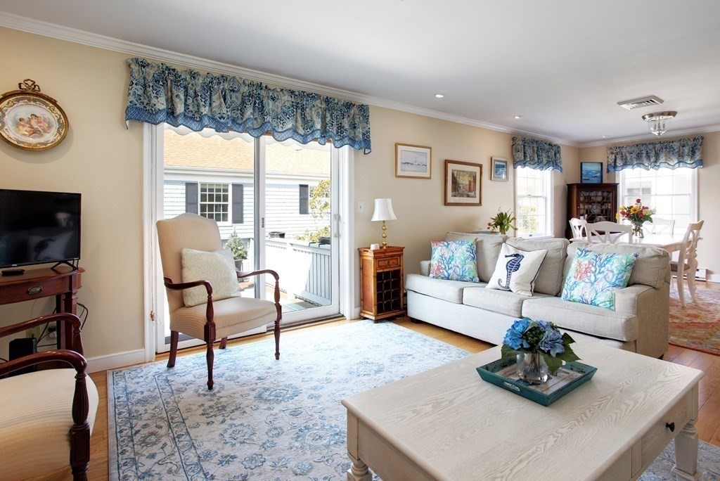 39 Tower Hill Road Osterville, MA 02655 - Photo 5 of 26 Gallery Image 5