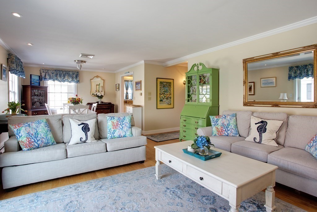 39 Tower Hill Road Osterville, MA 02655 - Photo 6 of 26 Gallery Image 6
