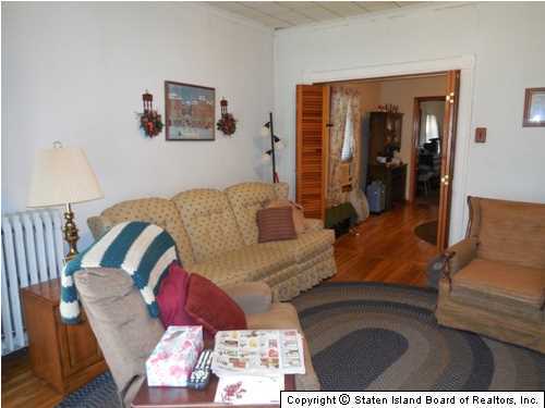 82 Fingerboard Road Staten Island, NY 10305 - Photo 4 of 20 Additional Photo