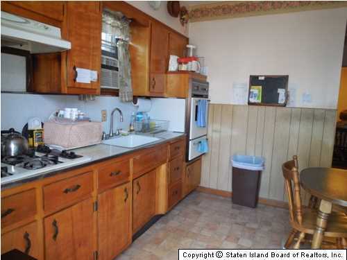 82 Fingerboard Road Staten Island, NY 10305 - Photo 6 of 20 Additional Photo