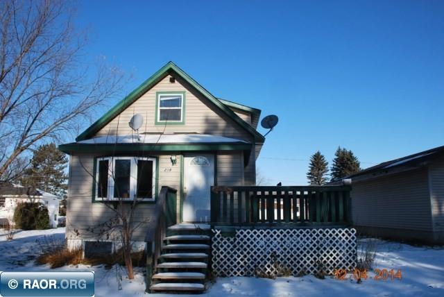 208 9th Street Northeast Chisholm, MN 55719 - Photo 1 of 13