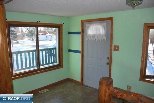 208 9th Street Northeast Chisholm, MN 55719 - Photo 11 of 13